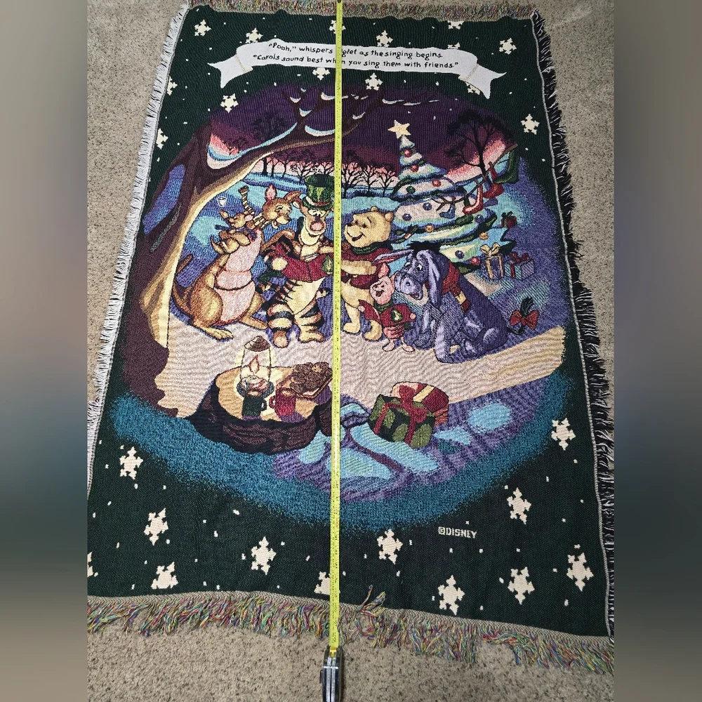 Vtg Disney Winnie The Pooh Piglet Christmas Carolers Tapestry Throw Blanket